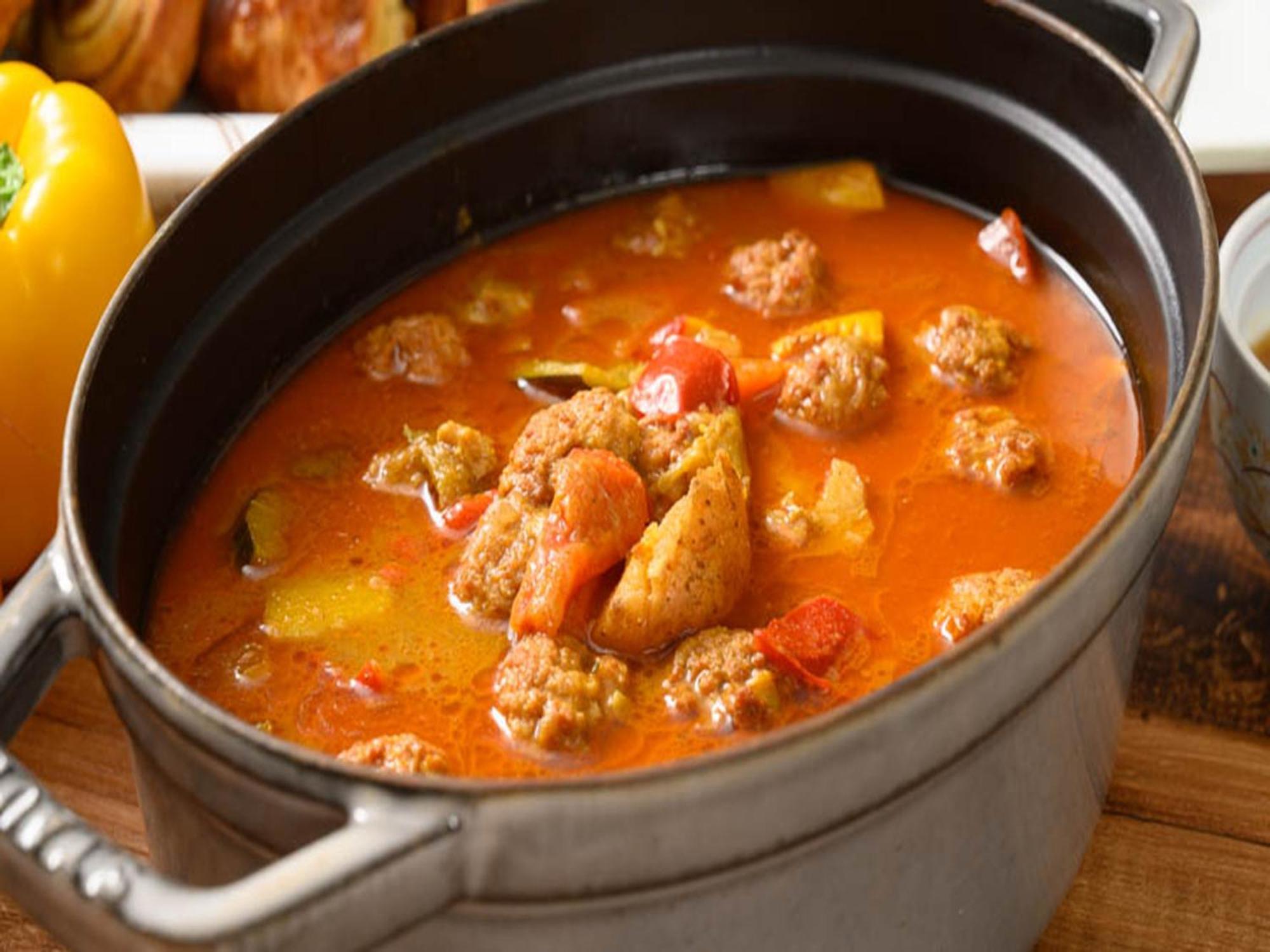 Shin Furano Prince Hotel Nakafurano Exterior foto A pot of chili