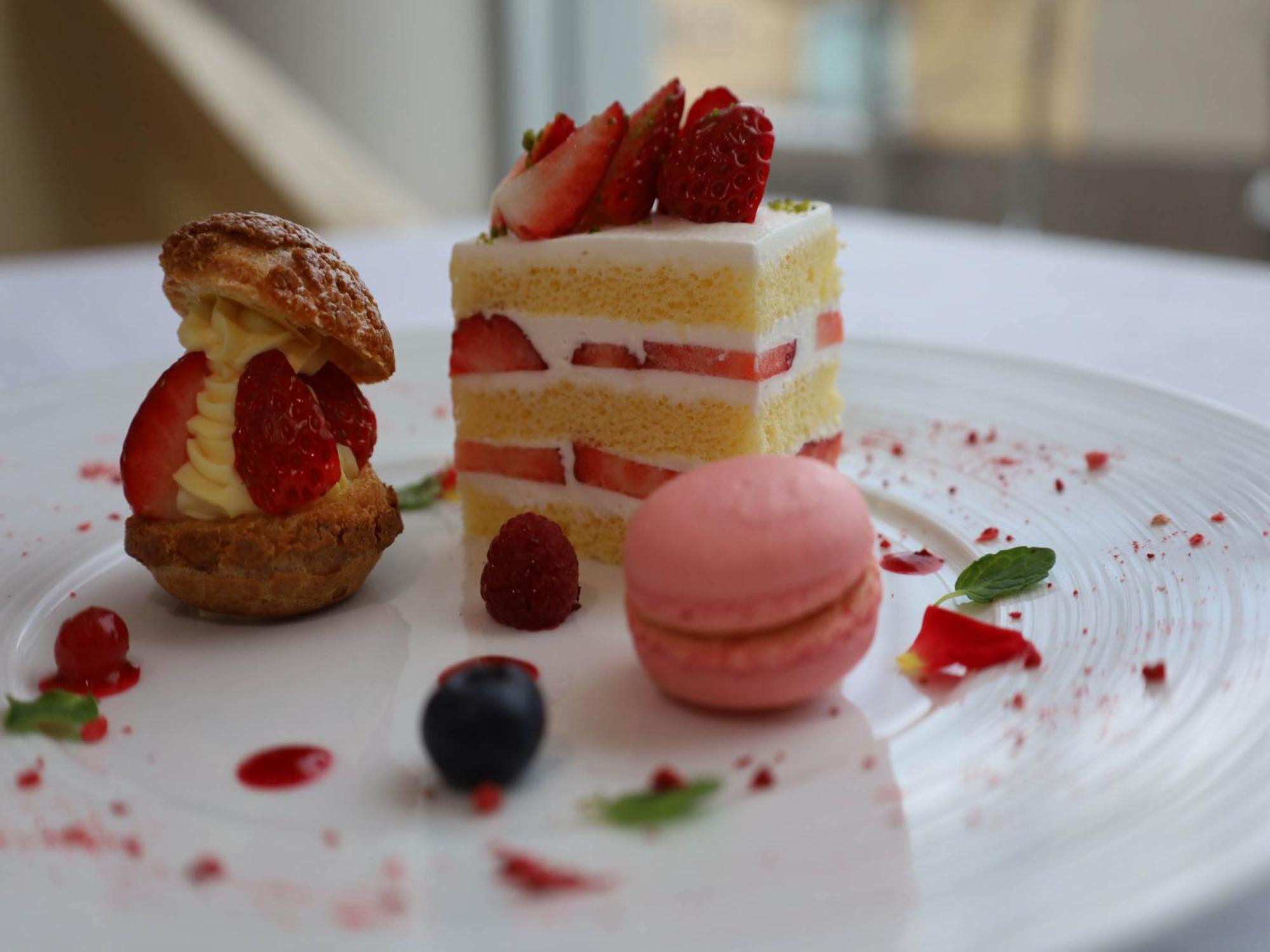 Shin Furano Prince Hotel Nakafurano Exterior foto A dessert
