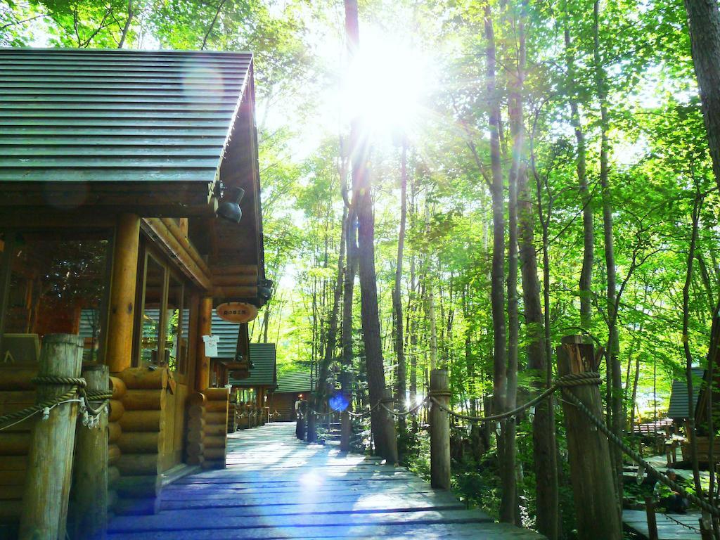 Shin Furano Prince Hotel Nakafurano Exterior foto The 108-step stairway to the shrine