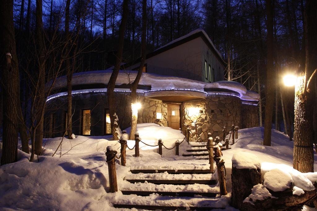 Shin Furano Prince Hotel Nakafurano Exterior foto The entrance to the Hoshino Resort Tomamu