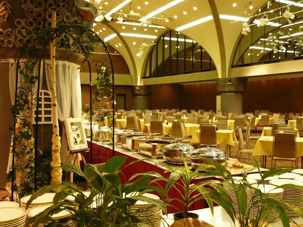 Shin Furano Prince Hotel Nakafurano Exterior foto The Grand Ballroom